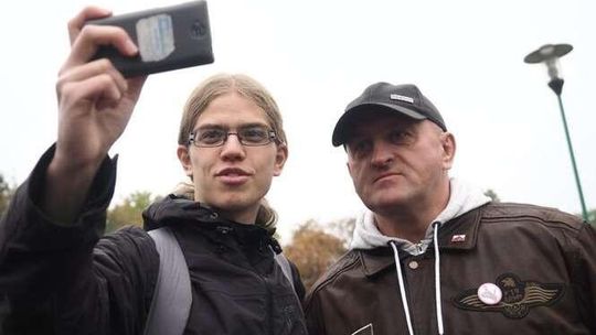 Zwolennicy Kukiza, Korwina i środowisk prawicowych na pl. Litewskim