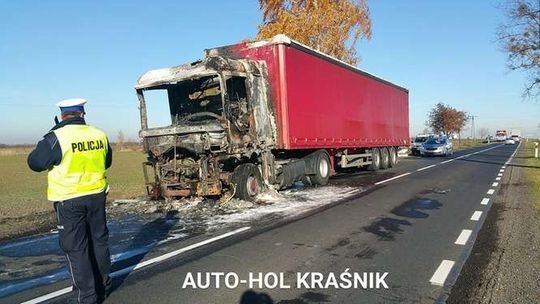 Polichna: Pożar ciężarówki Polichna: Pożar ciężarówki