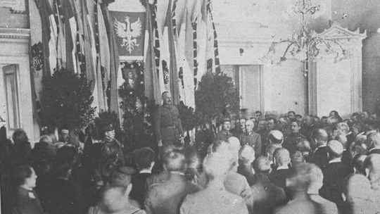 Miejski fotoreportaż sprzed 100 lat Miejski fotoreportaż sprzed 100 lat