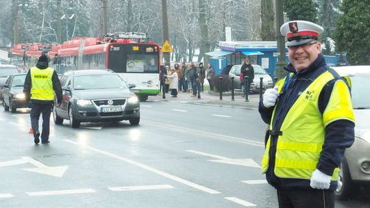 Zerwanie trakcji trolejbusowej na al. Piłsudskiego