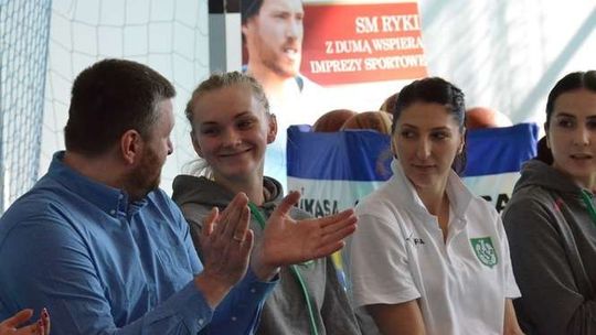 Przywitali wiosnę z Pszczółkami Przywitali wiosnę z Pszczółkami