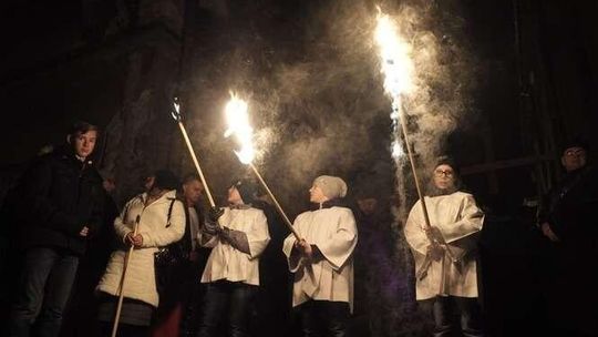 Wielki Piątek w Archikatedrze Lubelskiej Wielki Piątek w Archikatedrze Lubelskiej