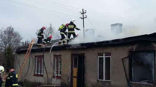 Dwie osoby nie żyją, tragiczny pożar w Chotyłowie