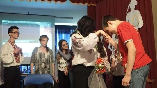 Inscenizacja ukraińskiego wesela w Zespole Szkół nr 10