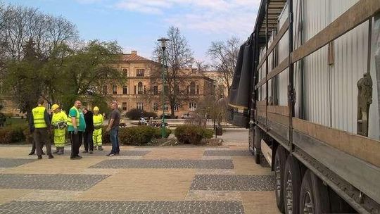 Lublin: Zamykają plac Litewski. Zaczęła się budowa ogrodzenia