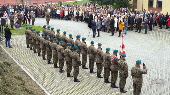 Zespół Szkół nr 1 w Lublinie: posadzenie Dębu Pamięci
