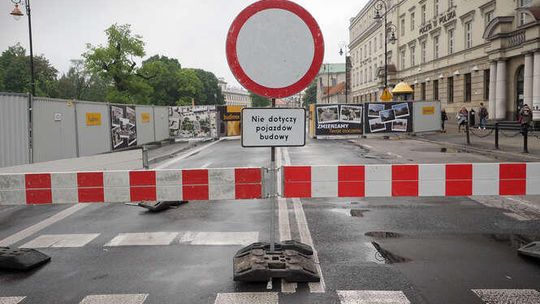 Krakowskie Przedmieście zamknięte dla ruchu