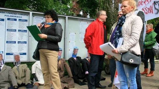 Protest w sprawie szpitala w Puławach