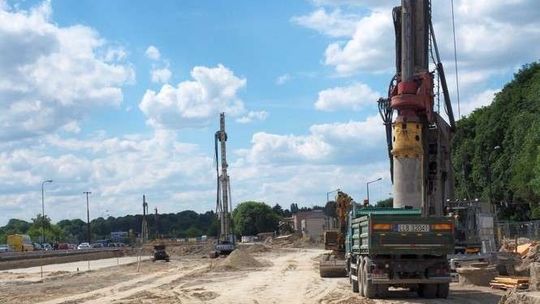 Przebudowa skrzyżowania al. Solidarności i Sikorskiego