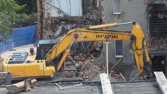 Rozbiórka biurowca PZU przy ul. Nadstawnej w Lublinie