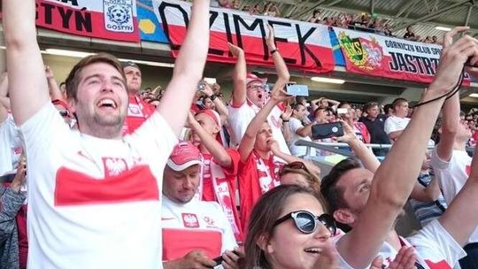 Polska ograła Szwajcarię. Radość na trybunach Polska ograła Szwajcarię. Radość na trybunach