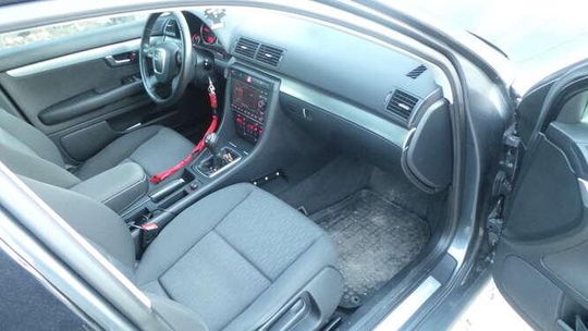 Skradziony samochód przy ul. Czeremchowej w Lublinie