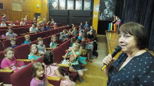 Lato w mieście na ul. Kiepury w DDK i bibliotece