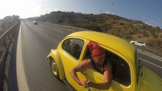 Tomaszów Lubelski-Pakistan. Misja: tajna domówka