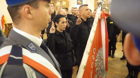 Ślubowanie 35 nowych policjantów