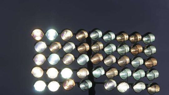 Nowe oświetlenie na stadionie w Puławach