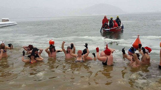 Krasnostawskie morsy na zlocie w Polańczyku Krasnostawskie morsy na zlocie w Polańczyku