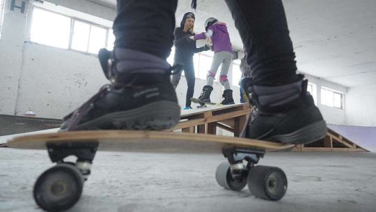 Warsztaty deskorolki w 1stFloor Warsztaty deskorolki w 1stFloor