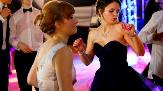 Tak się bawi II LO w Puławach