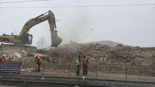 Burzą budynek przy al. Kraśnickiej