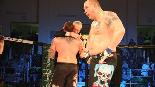  Adam Maciejewski w czasie gali MMA Thunderstrike w Kraśniku