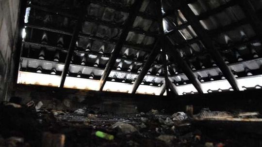 Pożar zniszczył ich dom. Potrzebna pomoc dla rodziny z Kalinowic