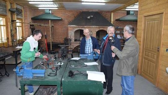 Szkolenia młodzieży w ginących zawodach w OHP w Roskoszy Szkolenia młodzieży w ginących zawodach w OHP w Roskoszy