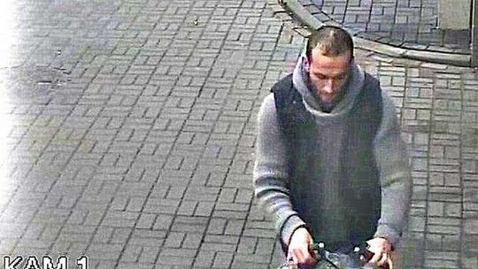 Ukradł wózek dziecięcy w Lublinie. Kto go rozpoznaje? Ukradł wózek dziecięcy w Lublinie. Kto go rozpoznaje?