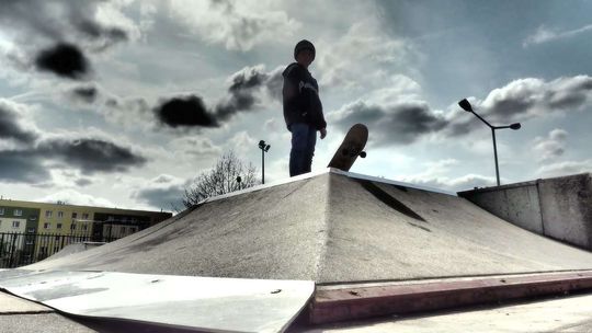Zdewastowany skatepark na lubelskich Błoniach