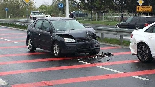 Kolizja na skrzyżowaniu 