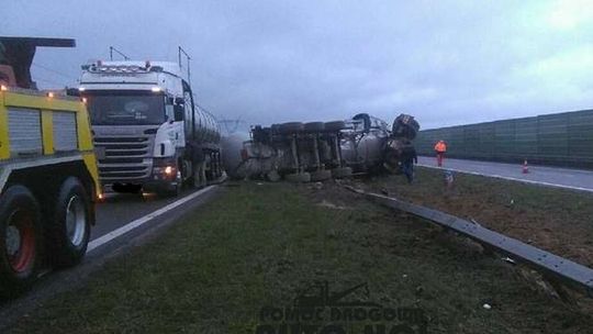 Wypadek cysterny na S17