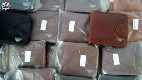 27-latek handlował podróbkami