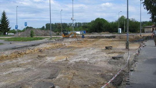 Budowa nowego ronda i sklepu PSB Mrówka w Chełmie Budowa nowego ronda i sklepu PSB Mrówka w Chełmie