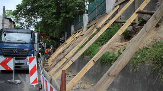 Remont skarpy przy kościele Ducha Św. w Kraśniku