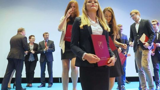 Studenckie stypendia od marszałka