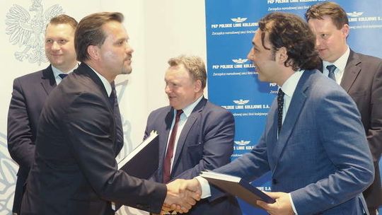 Podpisanie umów na przebudowę linii kolejowej Lublin - Otwock