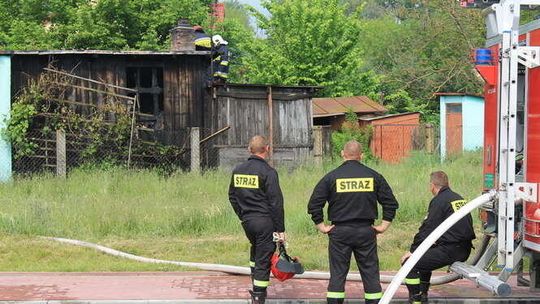 Pożar domu przy ul. Wólka Profecka w Puławach