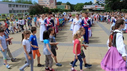 Puławianie zatańczyli na placu