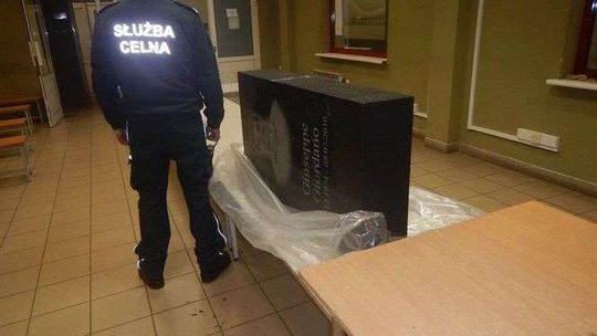 Papierosy w nagrobku Papierosy w nagrobku