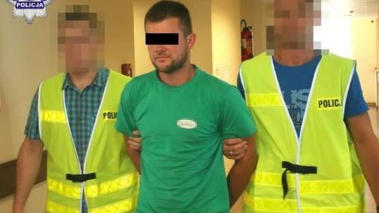 Ukradł schody i zamontował sobie w domu. Budowlaniec zatrzymany