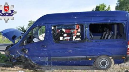 Kolonia Łuszczów: Bus wjechał do rowu