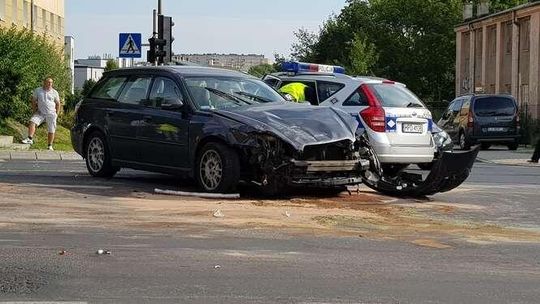 Al. Racławickie: Zderzenie trzech aut Al. Racławickie: Zderzenie trzech aut