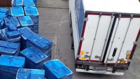 Nielegalne papierosy w Łukowie. Pół miliona paczek Nielegalne papierosy w Łukowie. Pół miliona paczek