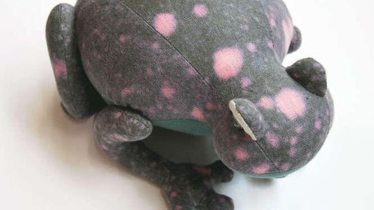 Zabawki wykonane przez uczniów Liceum Plastycznego w Nałęczowie