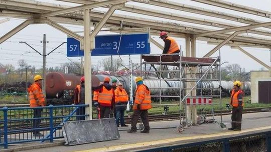 Rozbiórka peronów na stacji Lublin