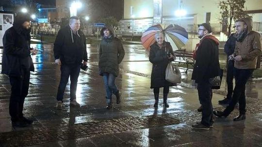 Zapalili znicze dla Piotra Szczęsnego