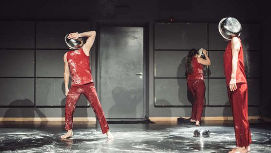 Kiedy scena jest stolnicą. 21 Międzynarodowe Spotkania Teatrów Tańca