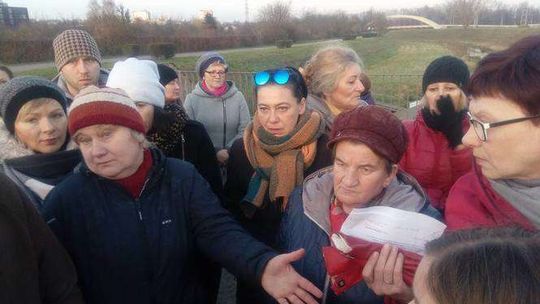 Protestują przeciwko budowie elektrowni na Bystrzycy