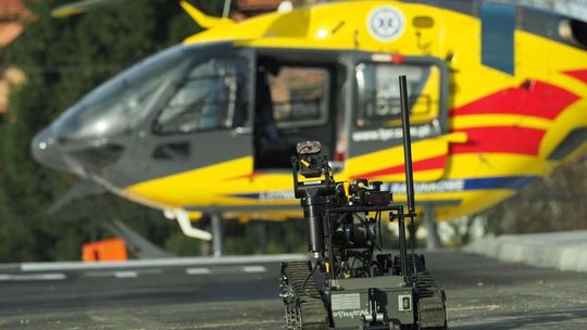Bomba w śmigłowcu LPR. Ćwiczenia w szpitalu przy al. Kraśnickiej Bomba w śmigłowcu LPR. Ćwiczenia w szpitalu przy al. Kraśnickiej