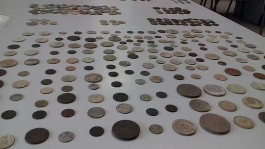 Policja znalazła monety
